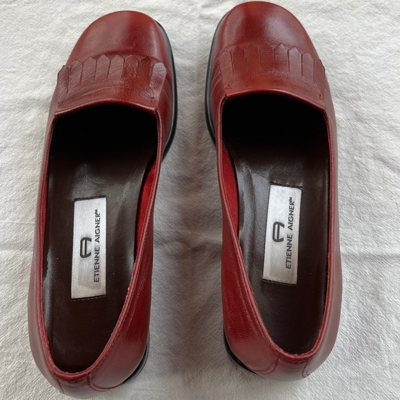 Etienne Aigner Stratford Loafer in Red - EUC - Picture 5 of 7